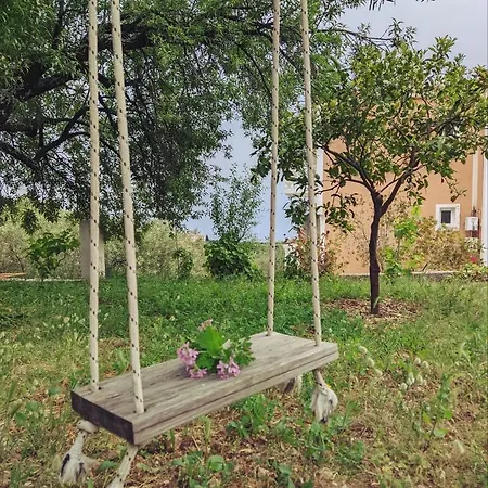 Apartament Krini And Aroma - Garden & Private Parking Mousata