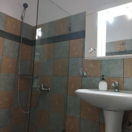 Apartment Krini And Aroma - Garden & Private Parking